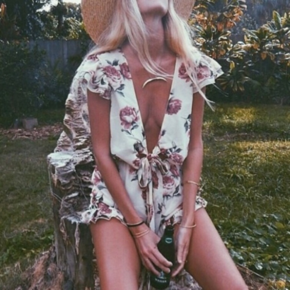 Daughters of Simone Paloma romper size small